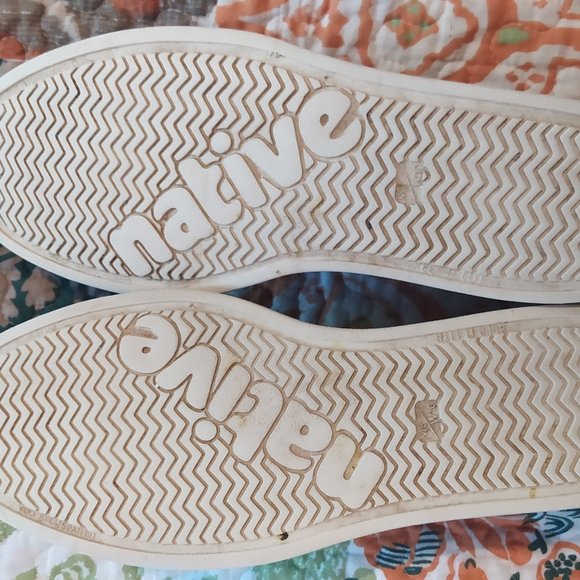 Gently worn Native shoes - Picture 2 of 2